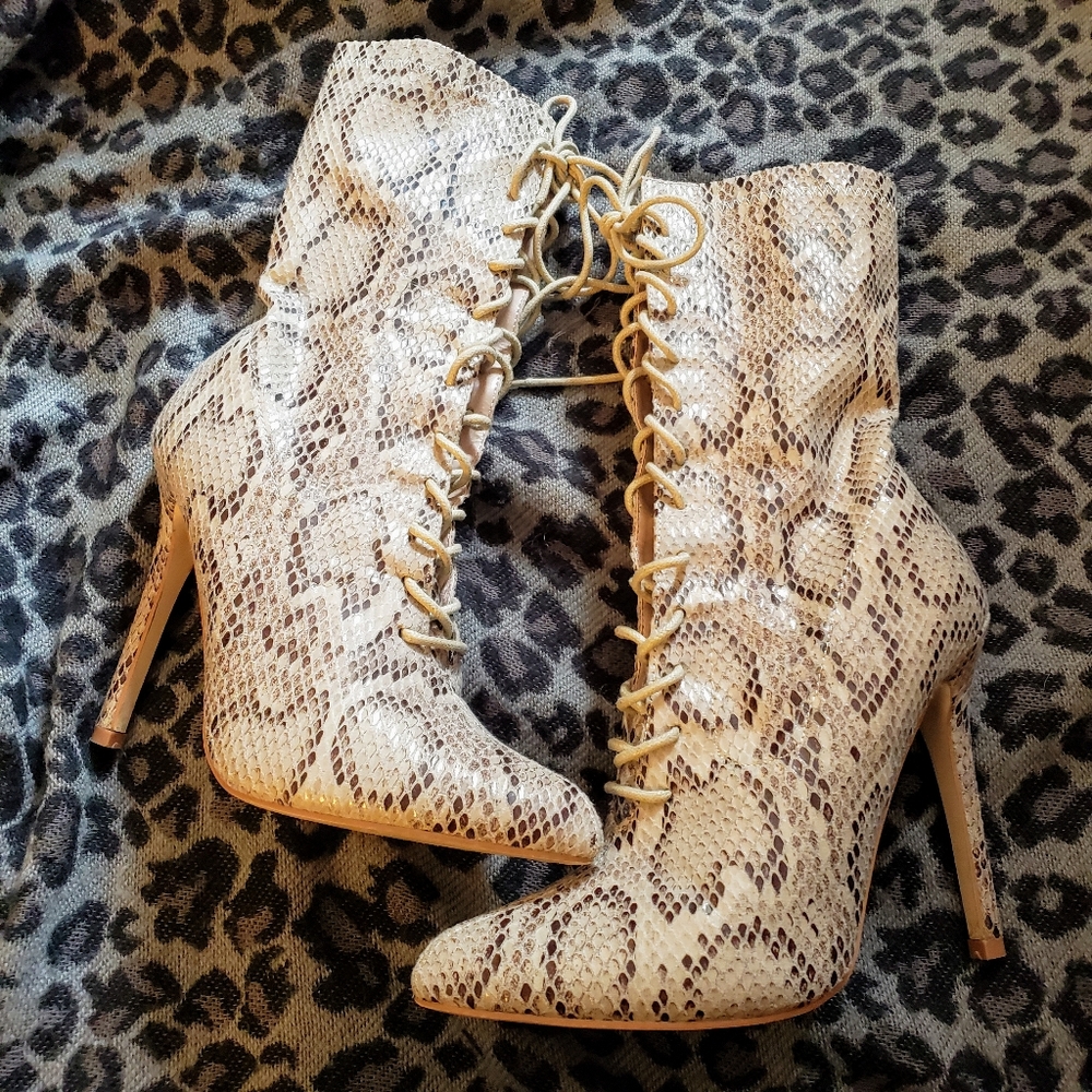 Gorgeous Snakeskin Stilleto Ankle Boots